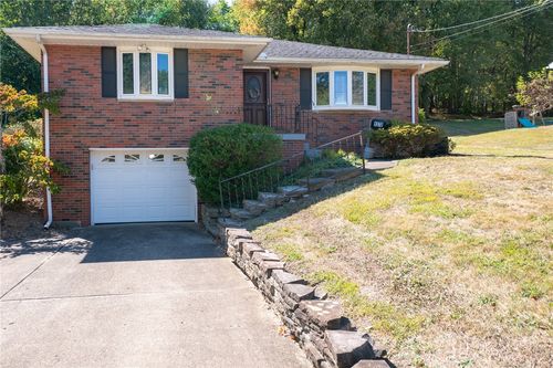 1370 Lincoln Dr, Monaca, PA, 15061-2638 | Card Image