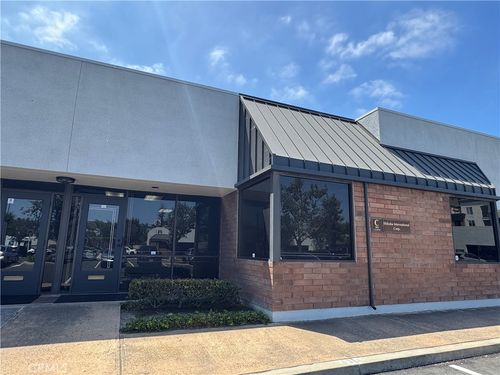 c-301 N Rampart Street, Orange, CA, 92868 | Card Image