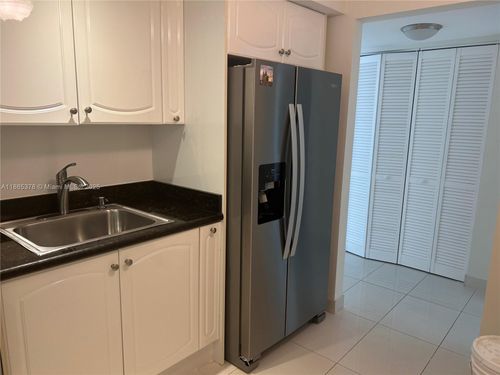 apt-308-400 Leslie Dr, Hallandale Beach, FL, 33009-2964 | Card Image