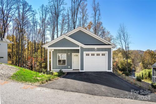 139 Northbend Drive, Asheville, NC, 28804 | Card Image