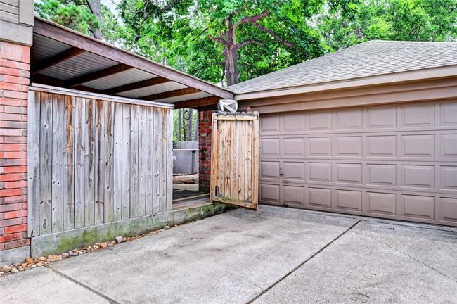 2715 Meadow Tree Ln, House other with 4 bedrooms, 3 bathrooms and 2 parking in Spring TX | Image 38