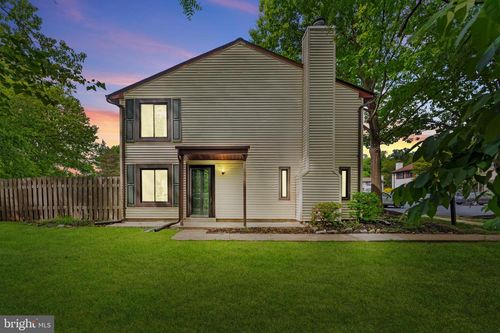 68-2549 Fox Ridge Ct, WOODBRIDGE, VA, 22192-2026 | Card Image