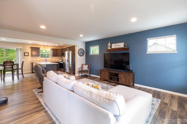 868 Sugar Maple Ln, House other with 3 bedrooms, 3 bathrooms and null parking in Verona WI | Image 7