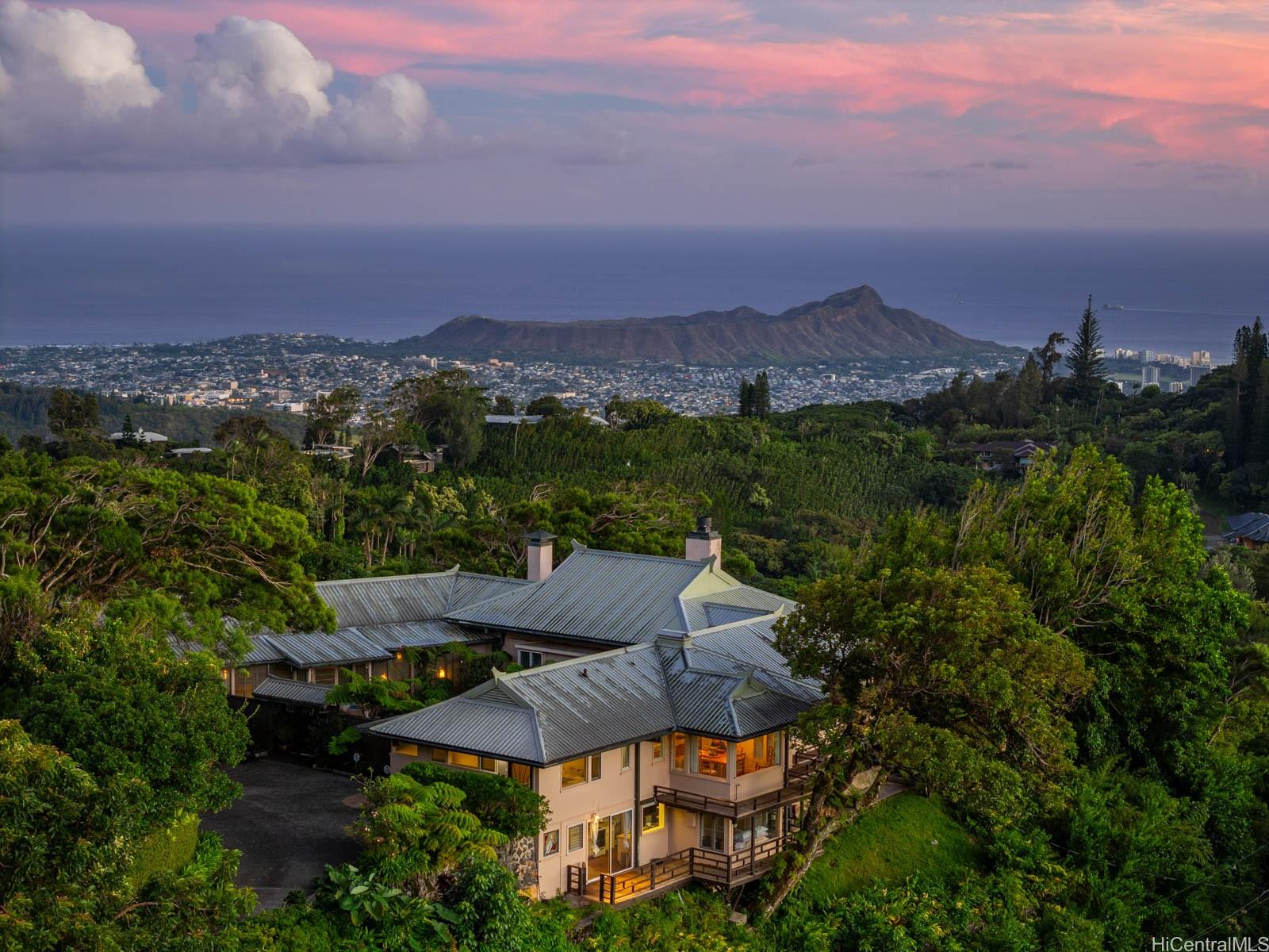 Kalaiopua Pl, Honolulu, HI 96822