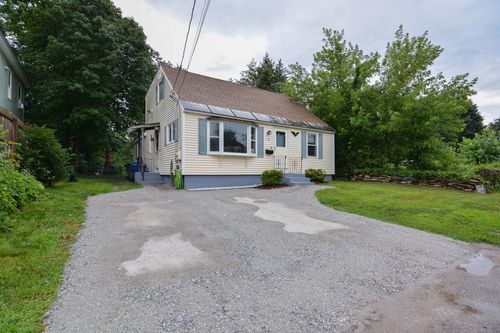 30 Clement St, Manchester, NH, 03102-4656 | Card Image