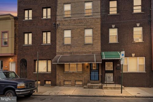 832 Tasker St, PHILADELPHIA, PA, 19148-1240 | Card Image