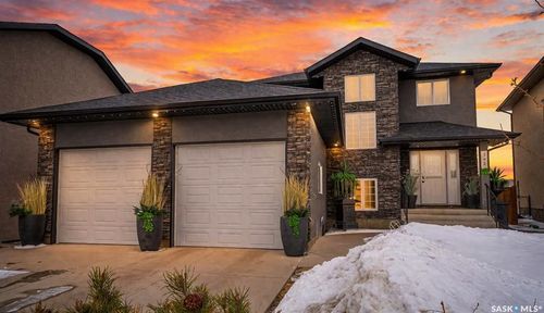 143 Pickard Bay, Saskatoon, SK, S7W0G8 | Card Image