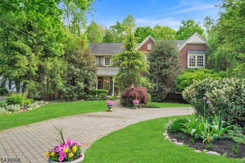 20 Diann Dr, Montville, NJ, 07045 | Card Image