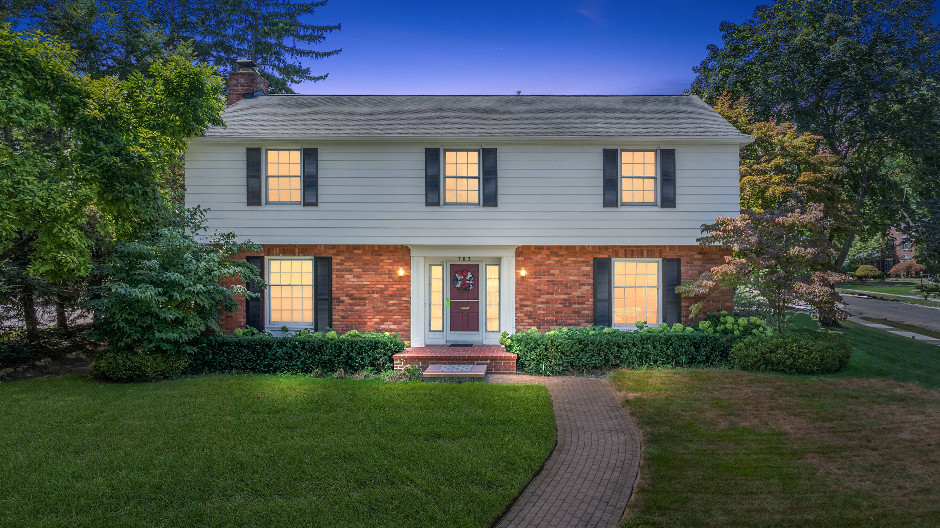 Wooddale Rd, Bloomfield Hills, MI 48301