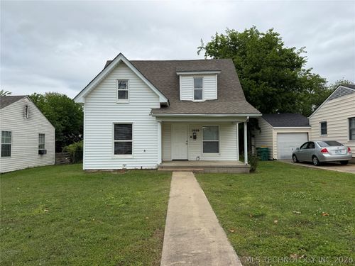 1009 E Thompson Ave, Sapulpa, OK, 74066-4508 | Card Image