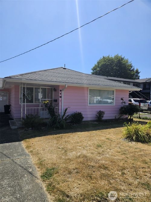 210 W Emerson Ave, Hoquiam, WA, 98550-1612 | Card Image