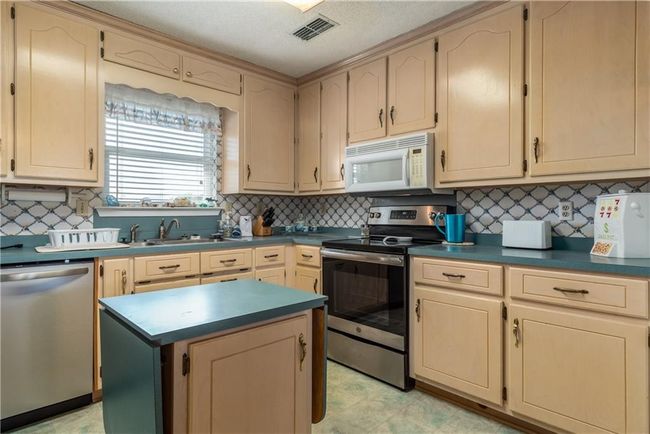 314 Polaris St, House other with 3 bedrooms, 2 bathrooms and 2 parking in Dauphin Island AL | Image 40