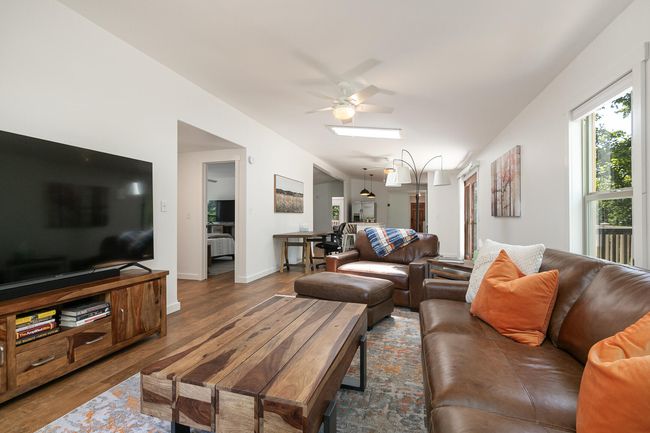 Living Room | Image 6