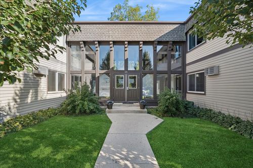 apt-104-131 E Mill St, Wauconda, IL, 60084-1844 | Card Image