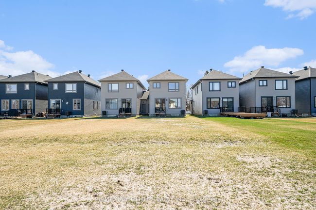 A - 10 Cockburn St, House attached with 3 bedrooms, 4 bathrooms and 4 parking in Richmond ON | Image 22