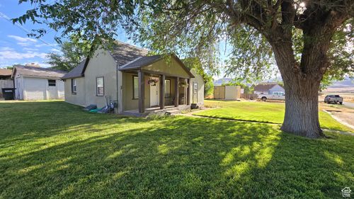 589 S 30 W, Fountain Green, UT, 84632-7627 | Card Image