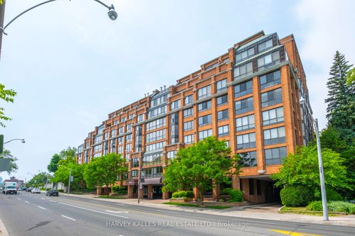 702-2900 Yonge St, Toronto, ON, M4N3N8 | Card Image