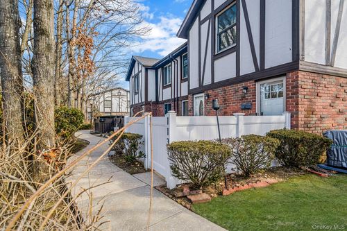 113-113 Birchwood Rd, Medford, NY, 11763-1247 | Card Image