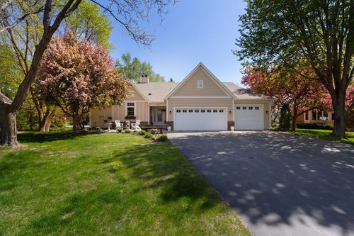 4250 Kingsview Ln N, Plymouth, MN, 55446-2732 | Card Image