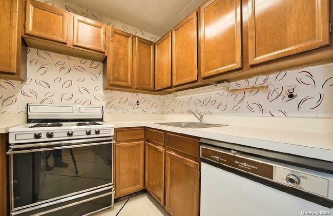 APT-3E - 209-21 26 Th Ave, Condo with 1 bedrooms, 1 bathrooms and 1 parking in Bayside NY | Image 7