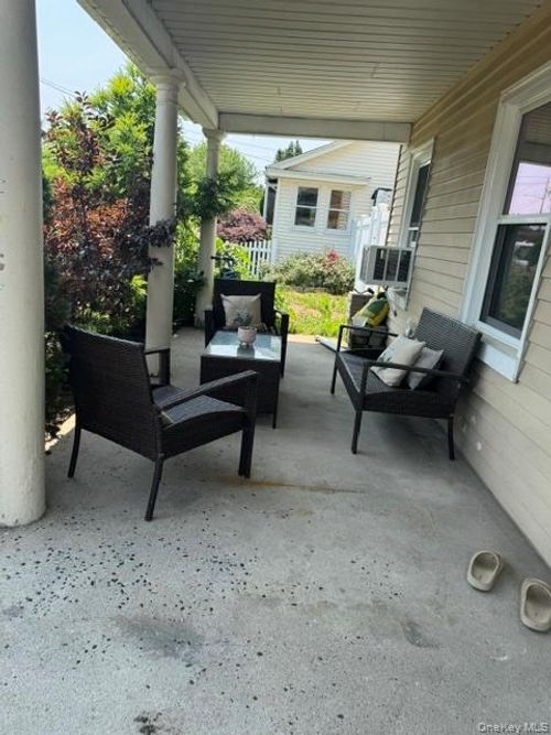2534 Grand Ave, Baldwin, NY, 11510-3532 | Card Image