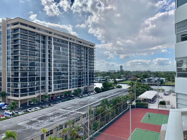 APT-5C - 1985 S Ocean Dr, Condo with 1 bedrooms, 2 bathrooms and null parking in Hallandale Beach FL | Image 28