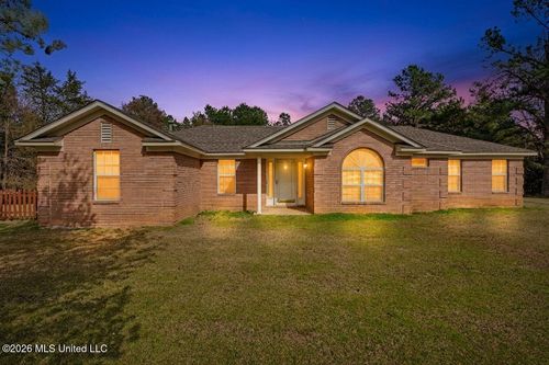 70 Yarbrough Loop, Holly Springs, MS, 38635-9232 | Card Image