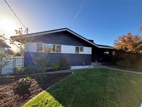 3257 Halverson Ave, Bremerton, WA, 98310-3442 | Card Image