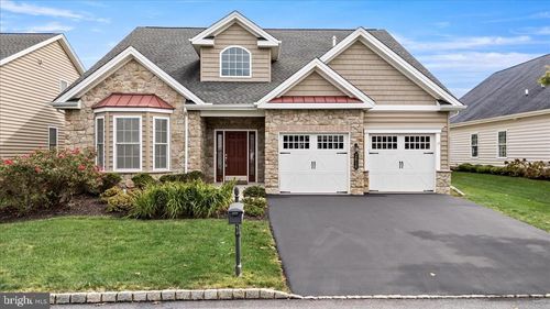 2616 Pioneer Rd, Bethlehem, PA, 18017-7709 | Card Image