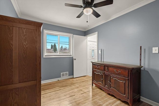 24520 Chernick St | Image 11