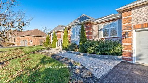 11 Aspen Crt, Erin, ON, N0B1T0 | Card Image