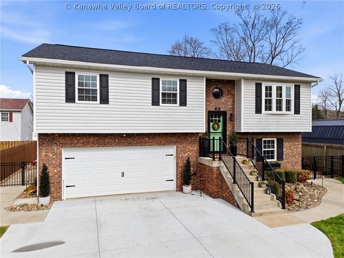 23 Morning Glory St, Winfield, WV, 25213-7767 | Card Image