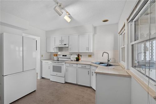 10215 Conser St, Overland Park, KS, 66212-2511 | Card Image