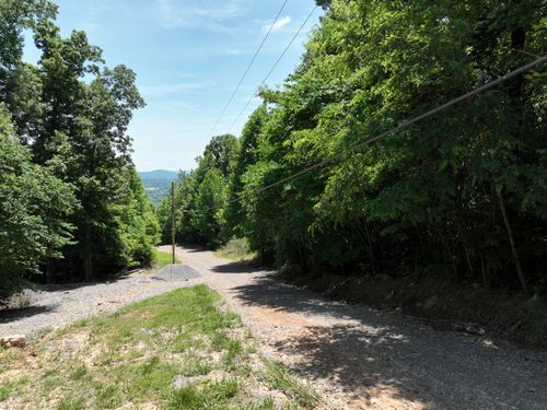 83 Dancing Fern, Sequatchie, TN, 37374 | Card Image