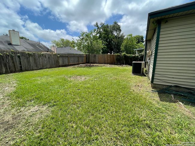 22918 Cabanna Rd, House other with 3 bedrooms, 2 bathrooms and null parking in Spring TX | Image 15