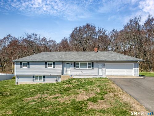 15 Bruns Rd, Ansonia, CT, 06401-2725 | Card Image