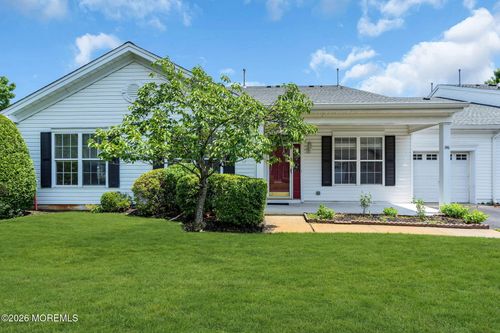 146 Greenlawns Dr, Lakewood, NJ, 08701-7357 | Card Image