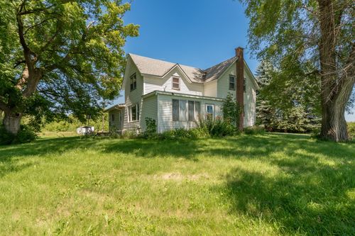 1360 E 190th St, Jordan, MN, 55352-9335 | Card Image
