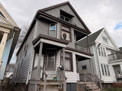 1560 S 15th St, Milwaukee, WI, 53204-2762 | Card Image