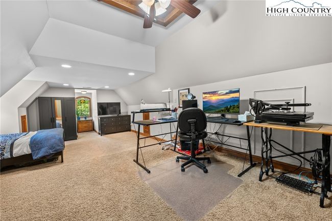 Upstairs Bedroom 3 | Image 31