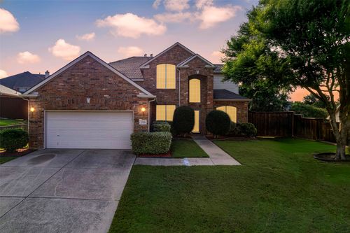 1759 Sunset Ridge Dr, Grand Prairie, TX, 75050-8313 | Card Image