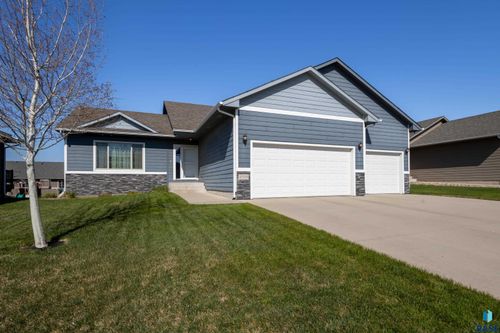 4009 S Homerun Ave, Sioux Falls, SD, 57110-4853 | Card Image