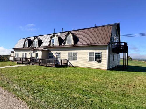8-2637 Farrar Road, Newport Town, VT, 05857 | Card Image