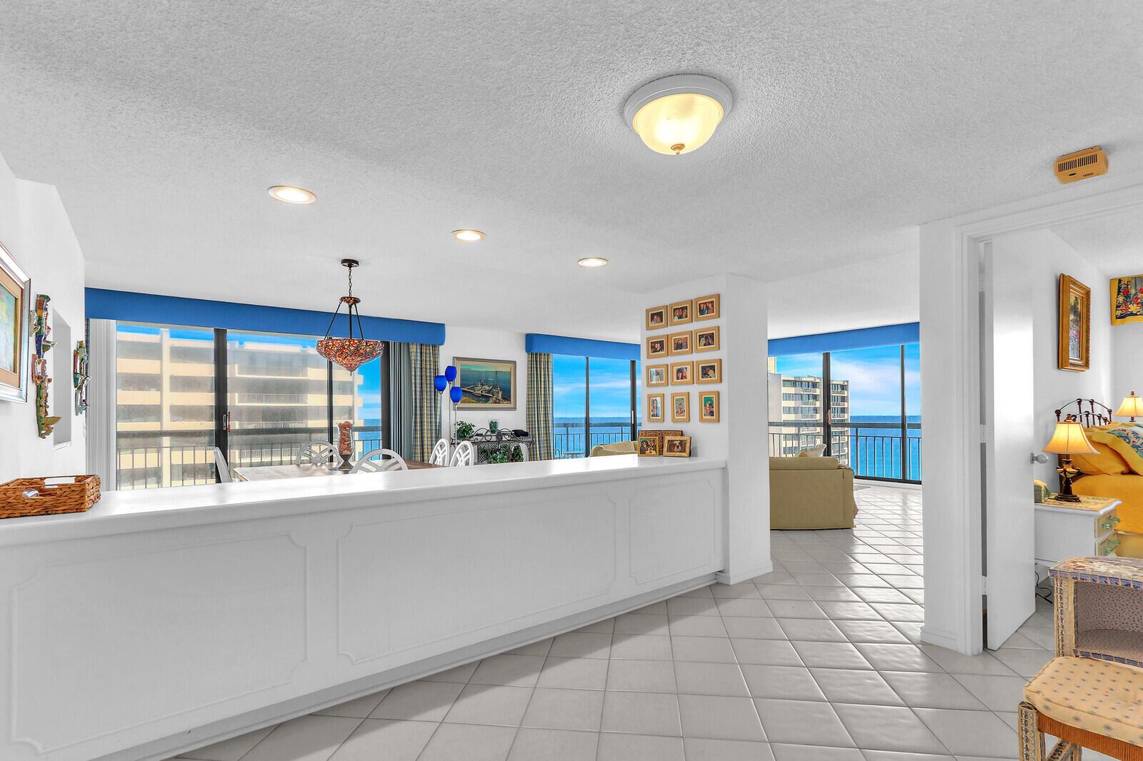Residential Lease in Singer Island 2