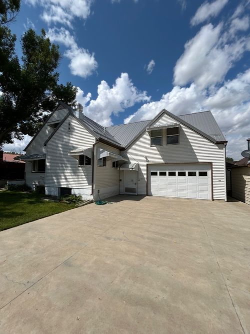 130 W Quincy Ave, Chester, MT, 59522-7850 | Card Image