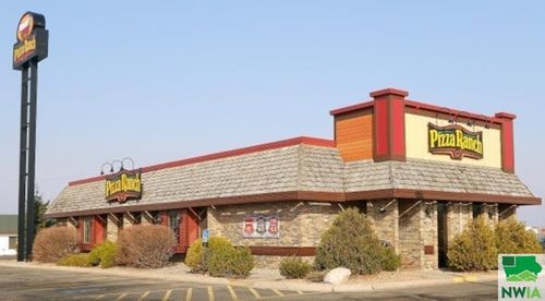 604 Frontier Dr, Fergus Falls, MN, 56537-1026 | Card Image