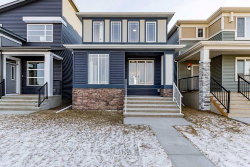 15 Corner Glen Row Ne, Calgary, AB, T3N2L9 | Card Image