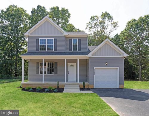 211 Stotesbury Ave, Newfield, NJ, 08344-9575 | Card Image