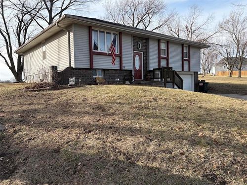 316 Gregory Dr, Gower, MO, 64454-9160 | Card Image