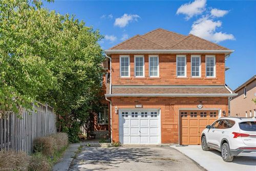 1329 Whiffletree Crt, Mississauga, ON, L5N7R1 | Card Image